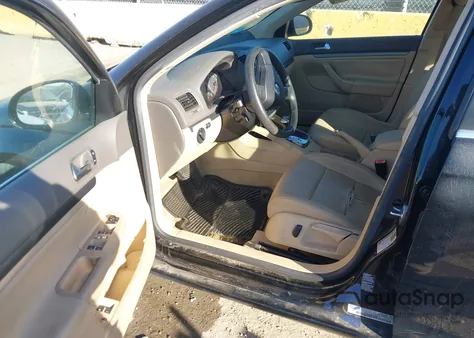 2006 Volkswagen Jetta 2.5 from USA, damaged, VIN 3VWSG71K46M655181